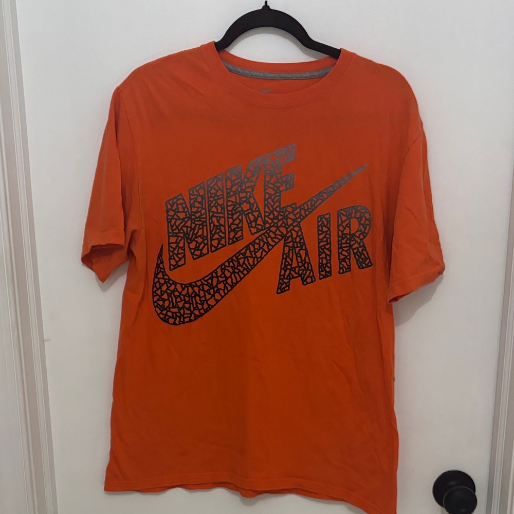 Nike Air Graphic Tee in Vibrant Orange